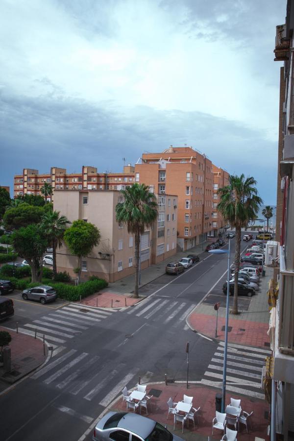 Tinaplaya Apartment
