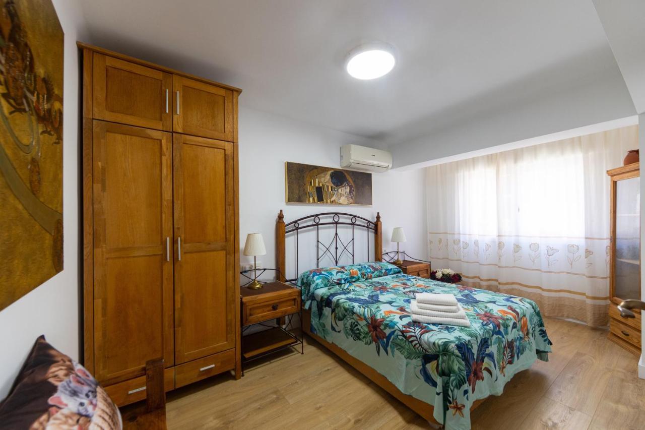 Tinaplaya Apartment *