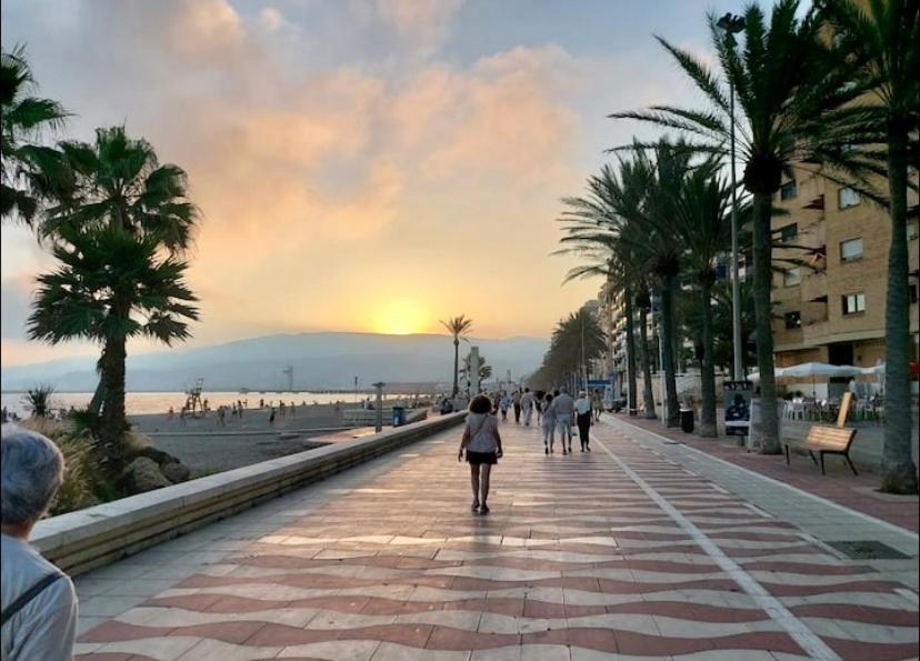 Apartment Tinaplaya Almeria